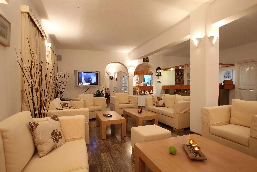 General view, New Aeolos Hotel, Mykonos