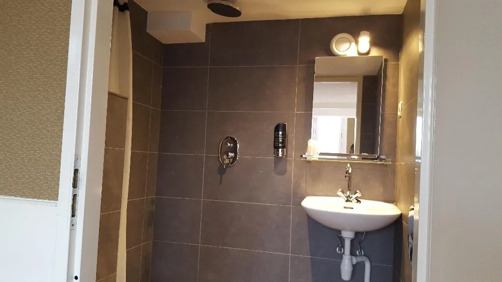 TRIPLE COMFORT Room, Hotel Old Quarter, Amsterdam