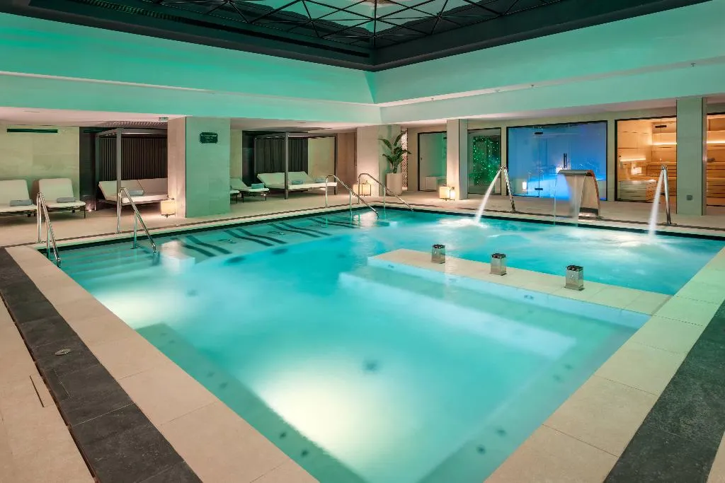 Sports and Entertainment, Catalonia Plaza España Hotel & Spa, Madrid