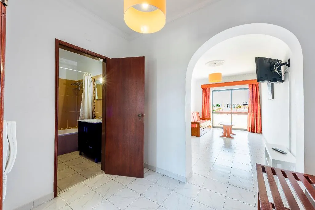 APARTMENT ONE BEDROOM Room, Solgarve, Algarve