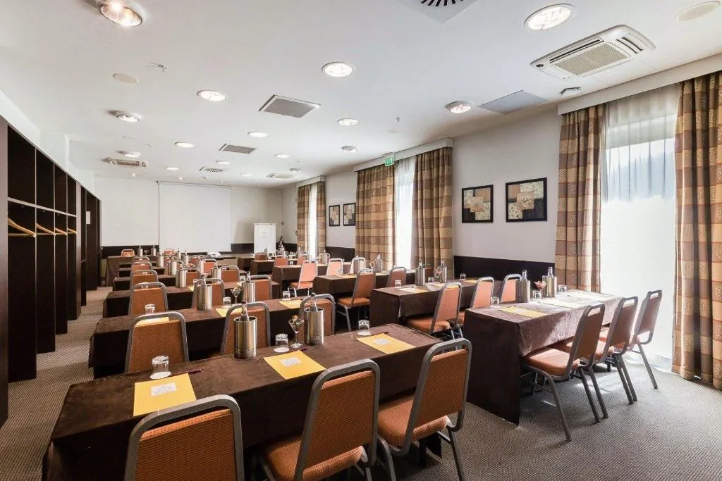 Conferences, Crowne Plaza Milan Malpensa Airport, Milan