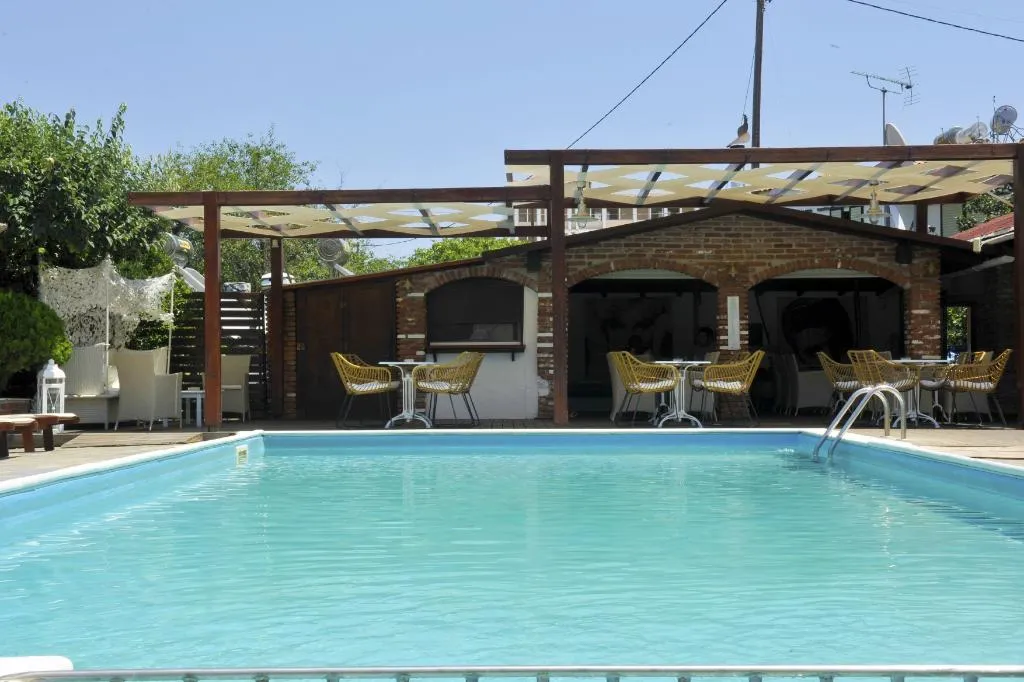 Bar, Yalis Studios, Skiathos