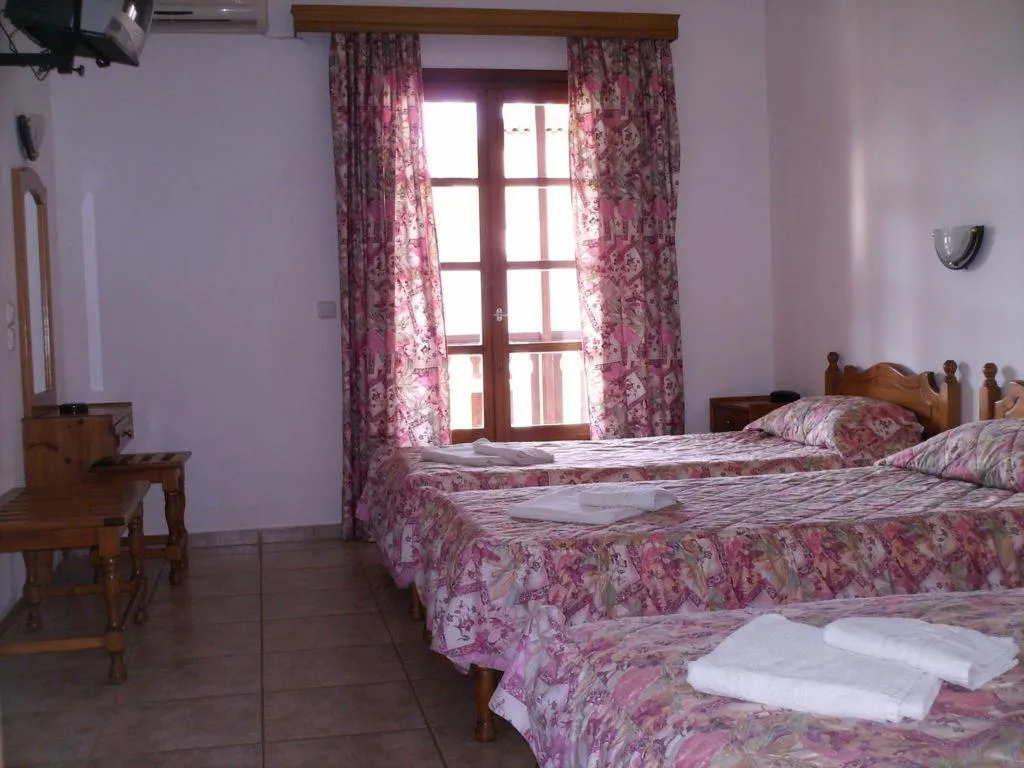 TRIPLE STANDARD Room, Golden Beach, Skiathos