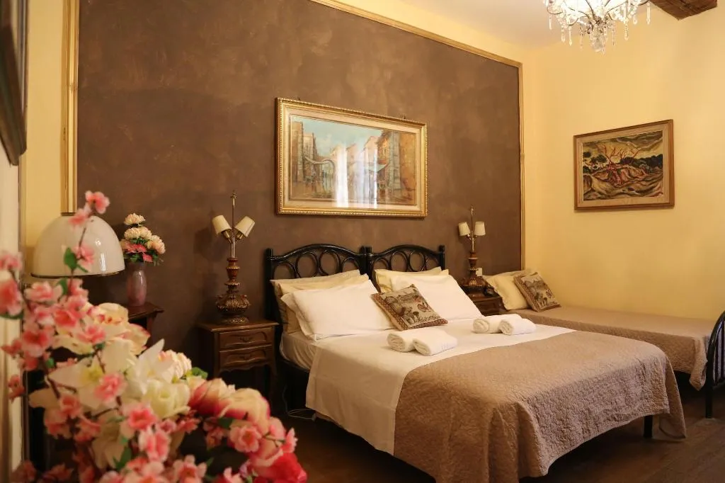 Room, Riverbanks, Florence