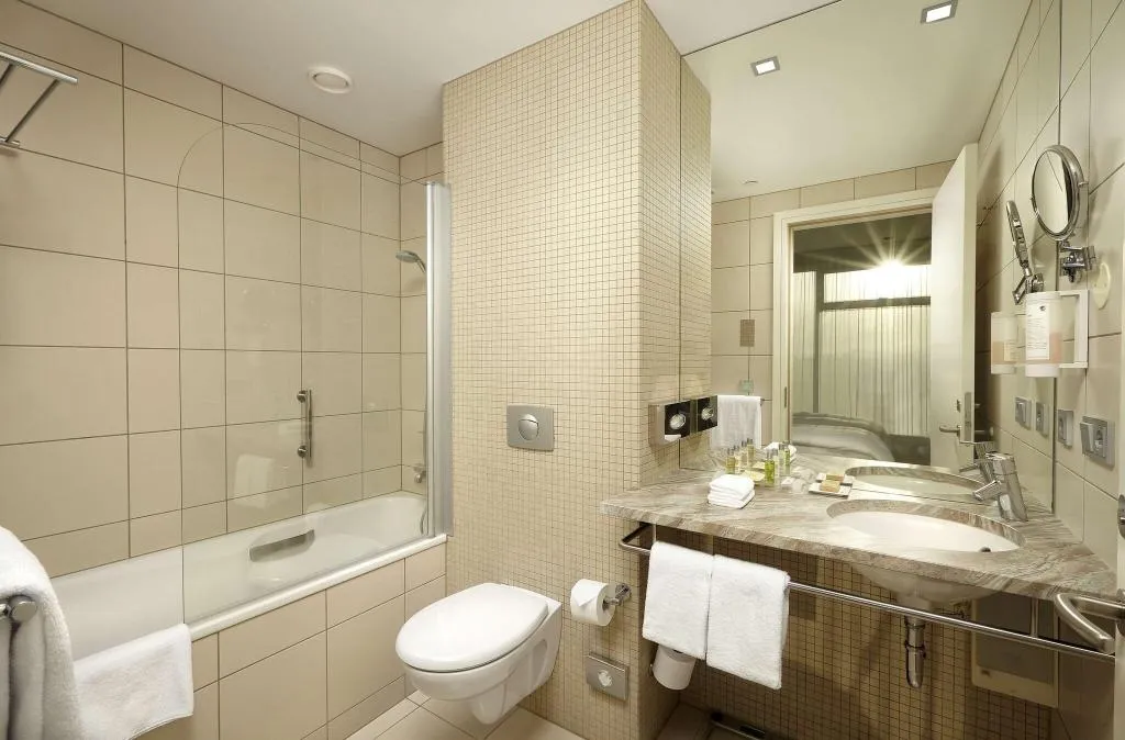 Room, Hilton Reykjavik Nordica, Reykjavik