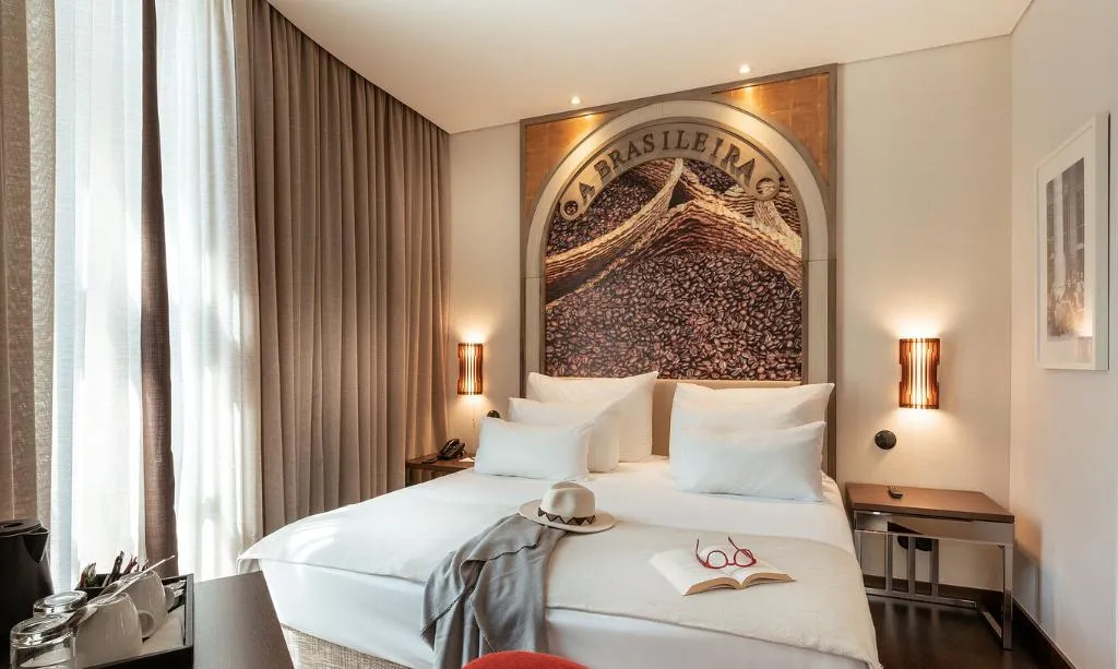 SINGLE DELUXE Room, Pestana Porto - A Brasileira Premium City Center, Porto