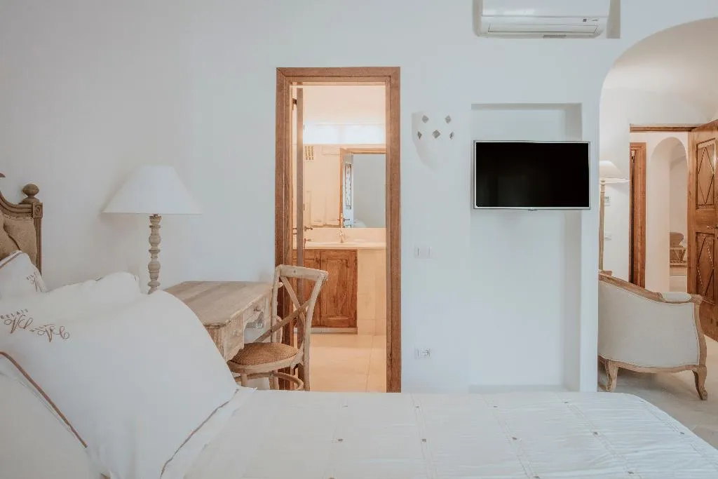 APARTMENT CLASSIC Room, Relais Villa Carola, Olbia
