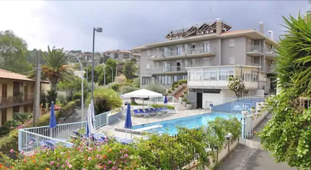 General view, Albergo Lachea, Catania