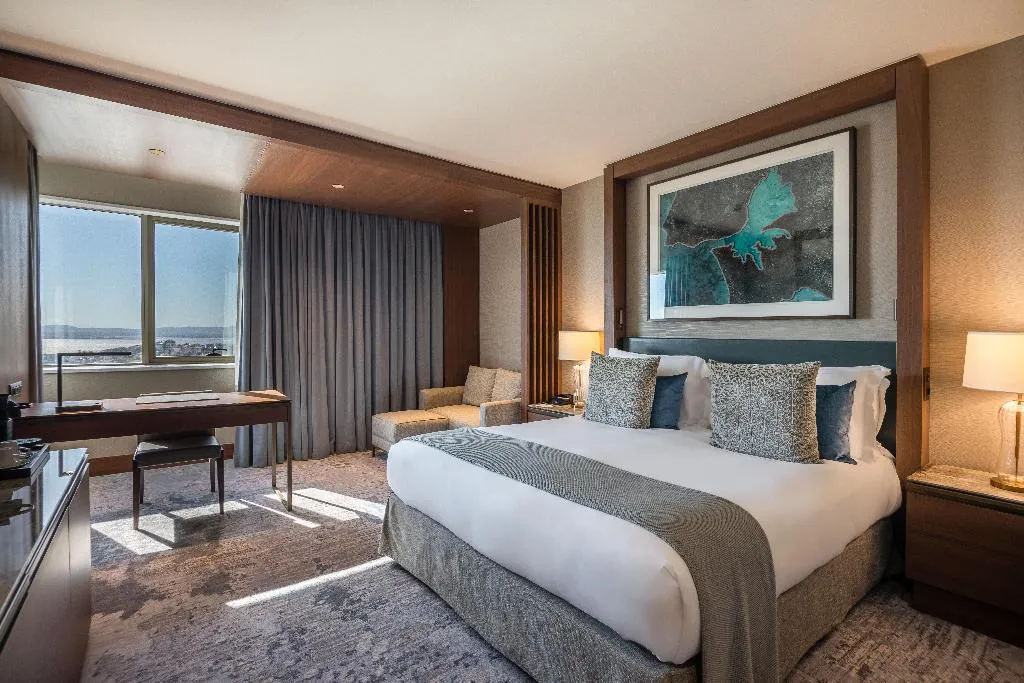 DOUBLE CLASSIC Room, InterContinental Lisbon, Lisbon