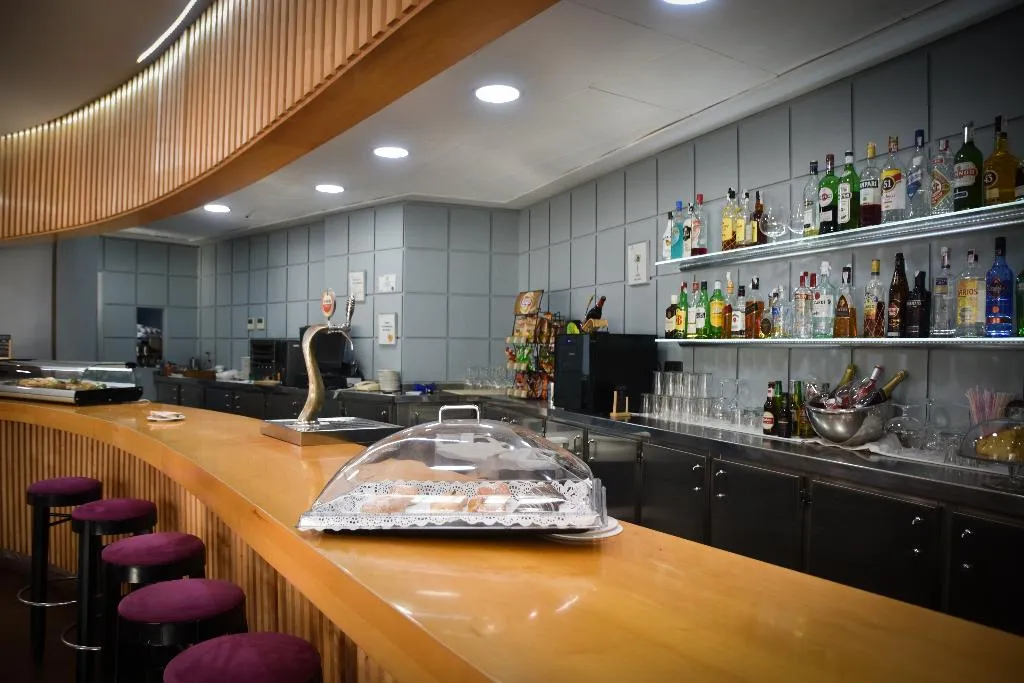Bar, Senator Parque Central Hotel, Valencia