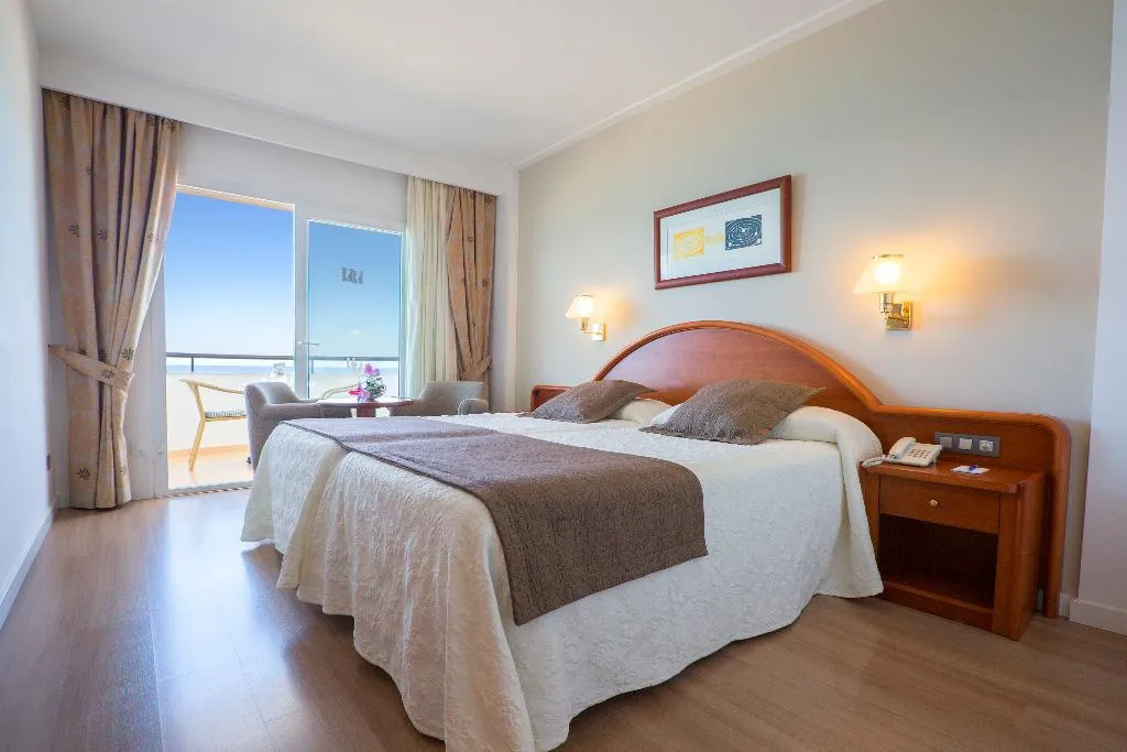 Double or Twin SEA VIEW Room, Hipotels Hipocampo Playa, Majorca