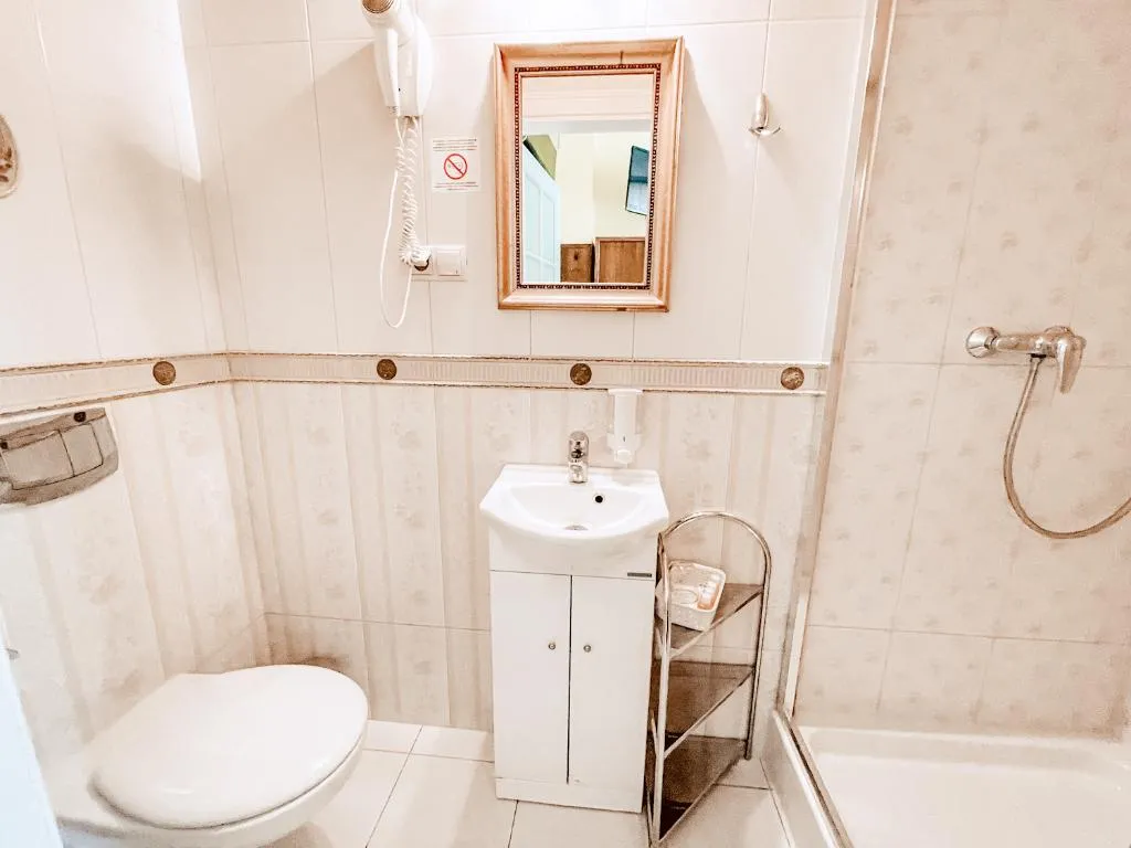 TRIPLE STANDARD Room, Aparthotel Grodzka 21, Krakow