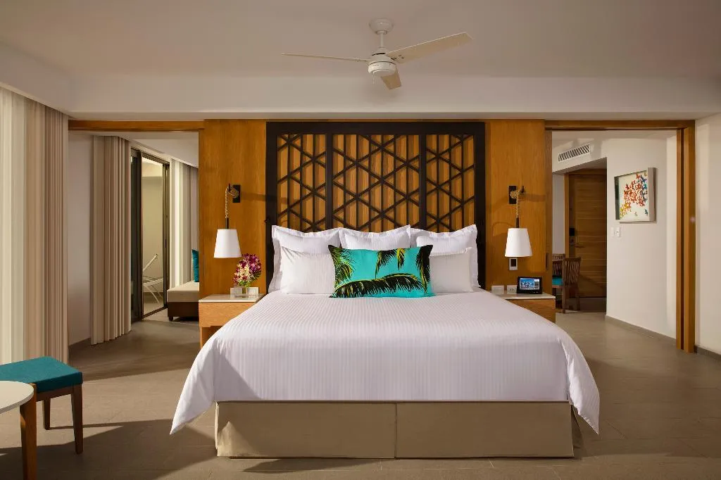 SUITE OCEAN FRONT Room, Dreams Natura Resort & Spa, Cancun Area