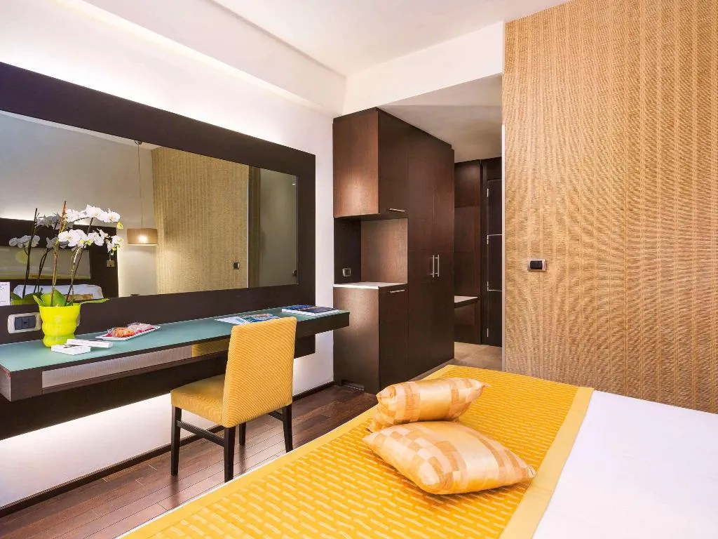 DOUBLE WITH DOUBLE BED Room, Mercure Siracusa Prometeo, Catania