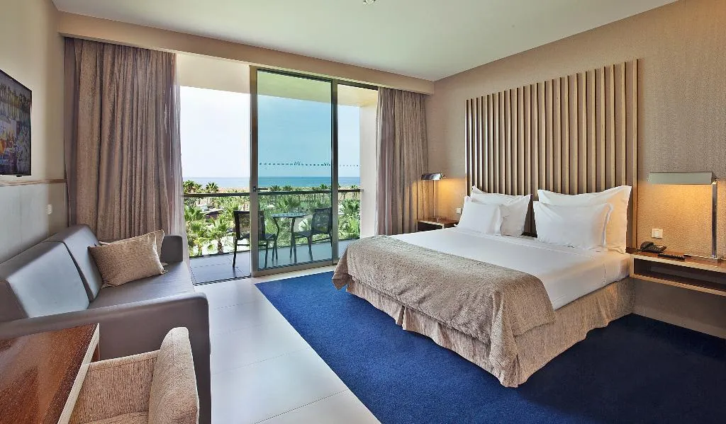 SINGLE SEA VIEW Room, Wine & Books by the sea - Algarve Resort, Algarve
