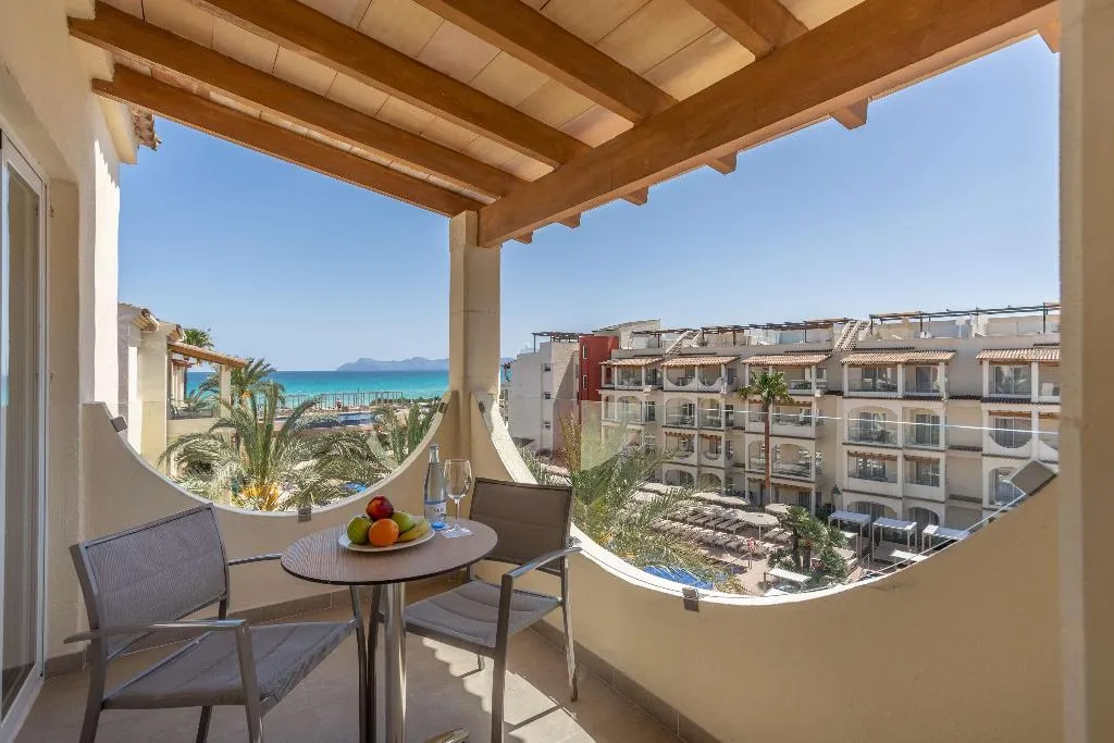Room, Zafiro Bahia, Majorca