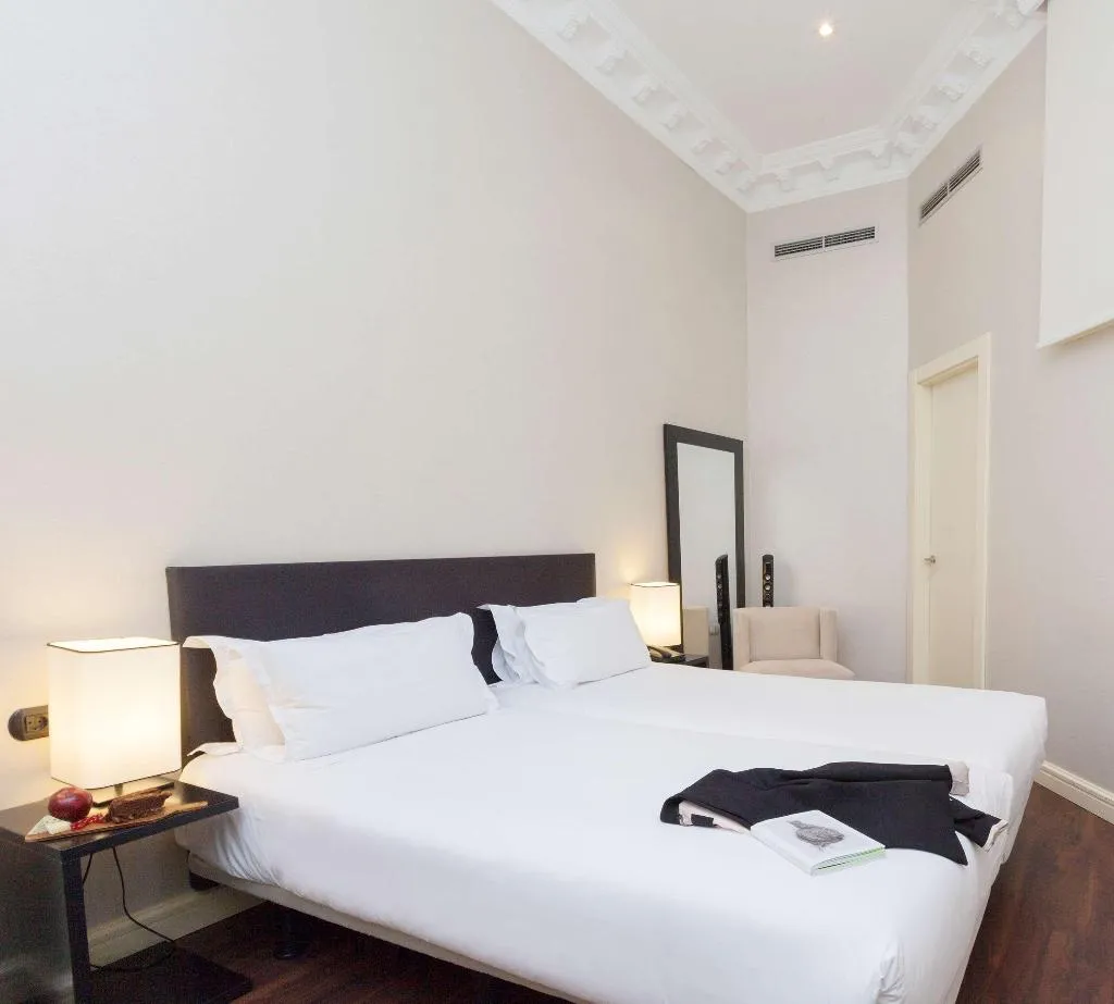 Room, Sardinero Madrid, Madrid