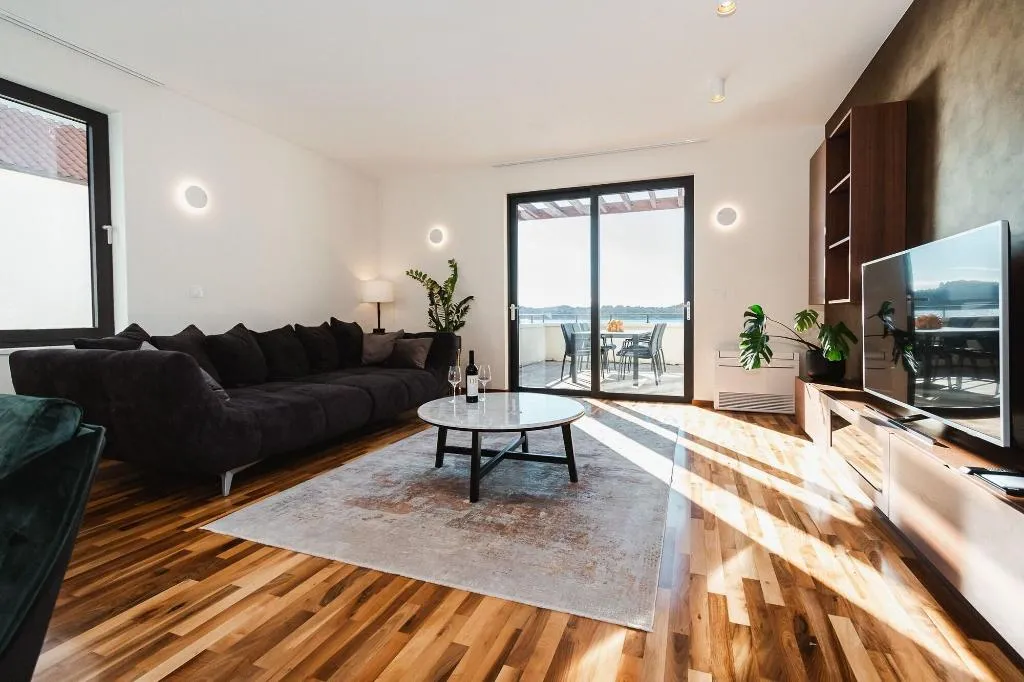 Room, Armerun Heritage Hotel & Residences, Split
