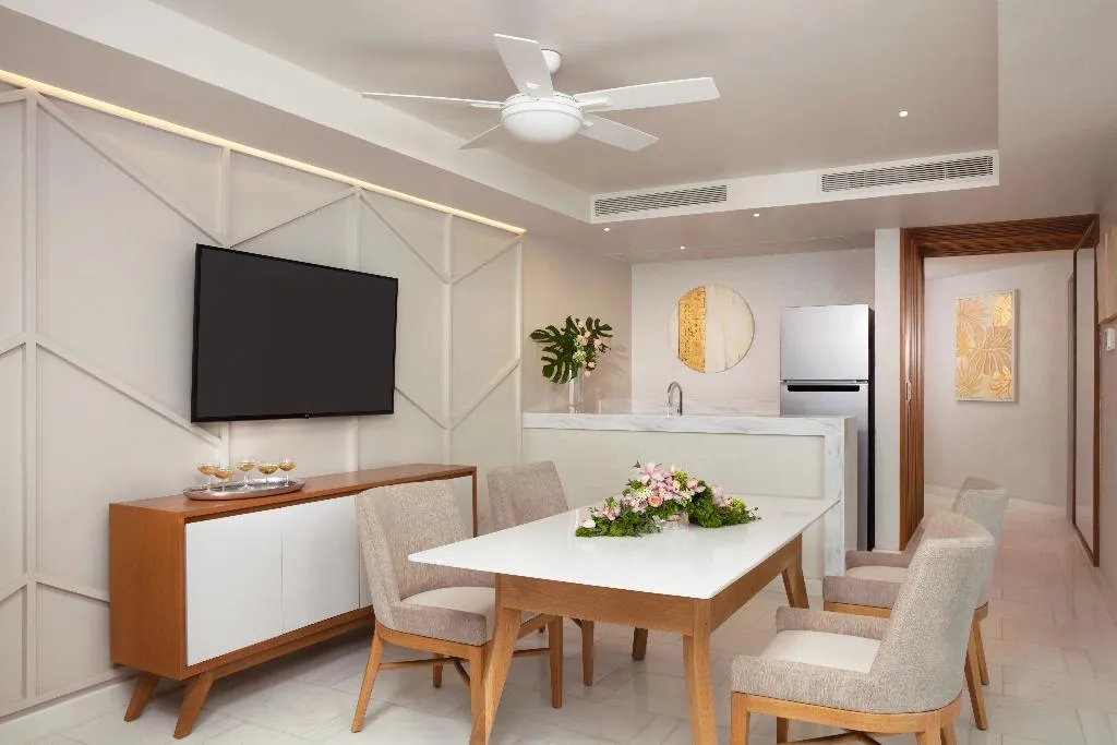 SUITE CLUB OCEAN FRONT Room, Dreams Riviera Cancun Resort and Spa, Cancun Area