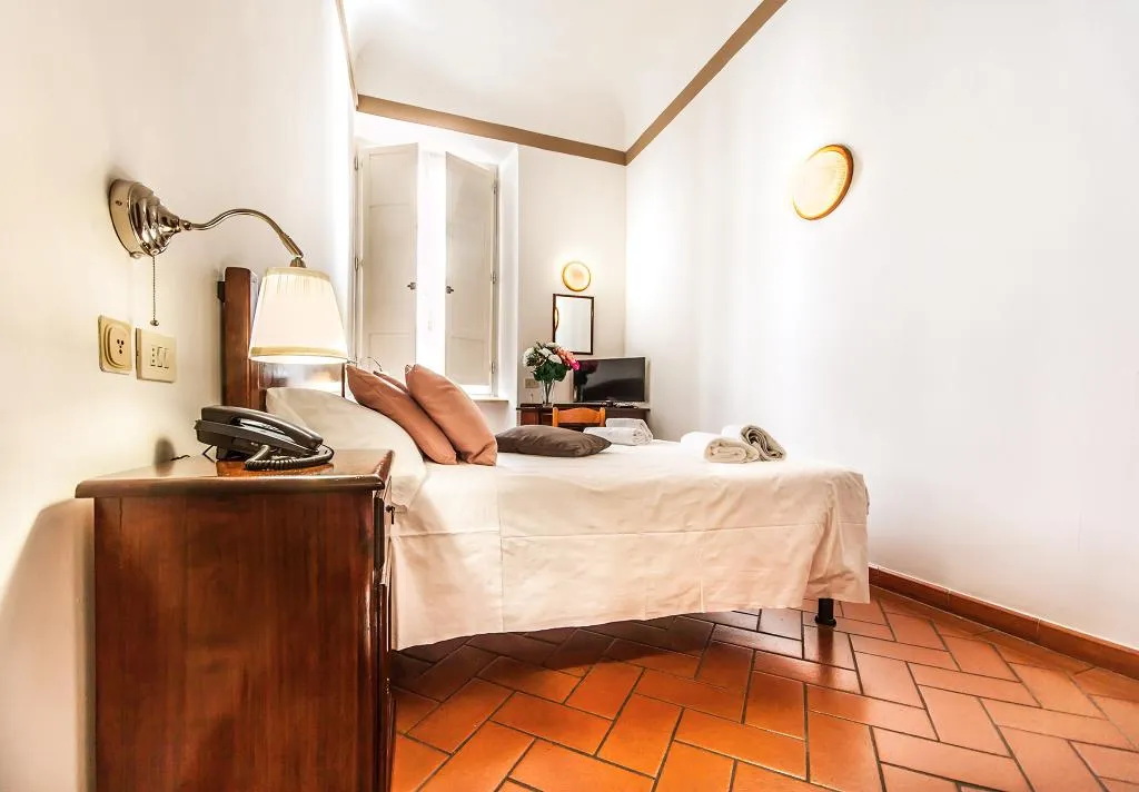 DOUBLE WITH VIEWS Room, Costantini, Florence