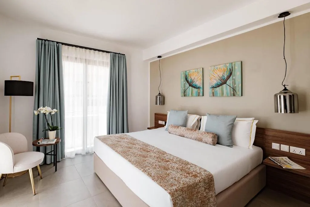JUNIOR SUITE KING SIZE BED Room, 1926 Le Soleil Hotel & Spa, Malta