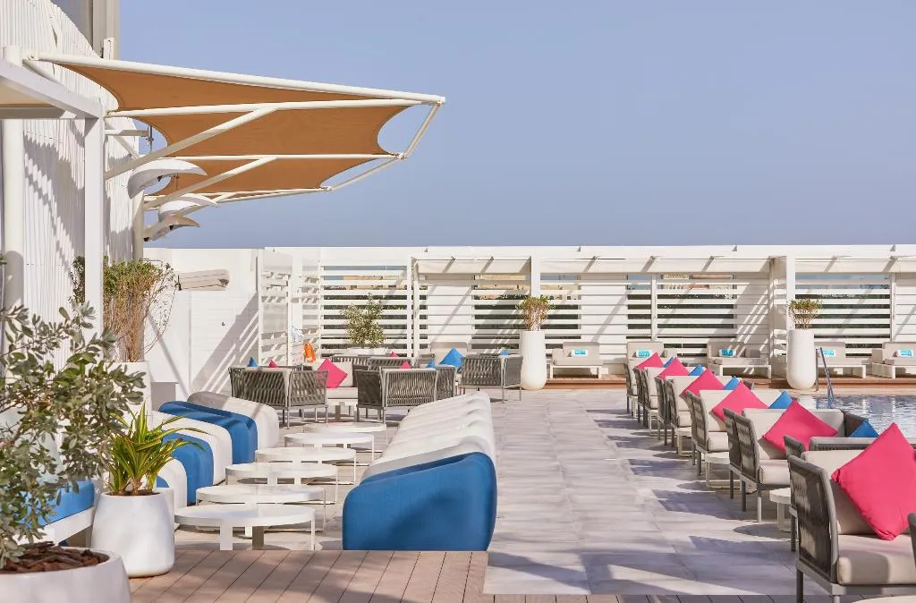 Pool, Media One, Dubai