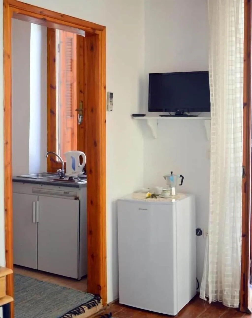 Room, Hera Studios, Crete