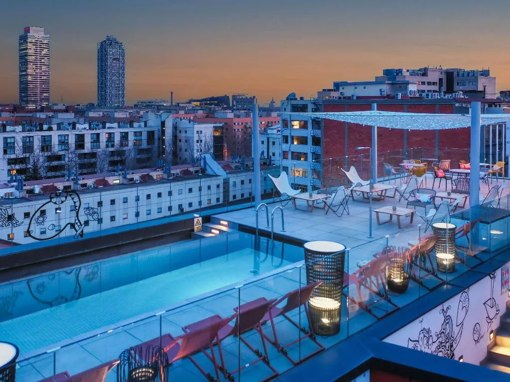 Pool, ibis Styles Barcelona City Bogatell, Barcelona