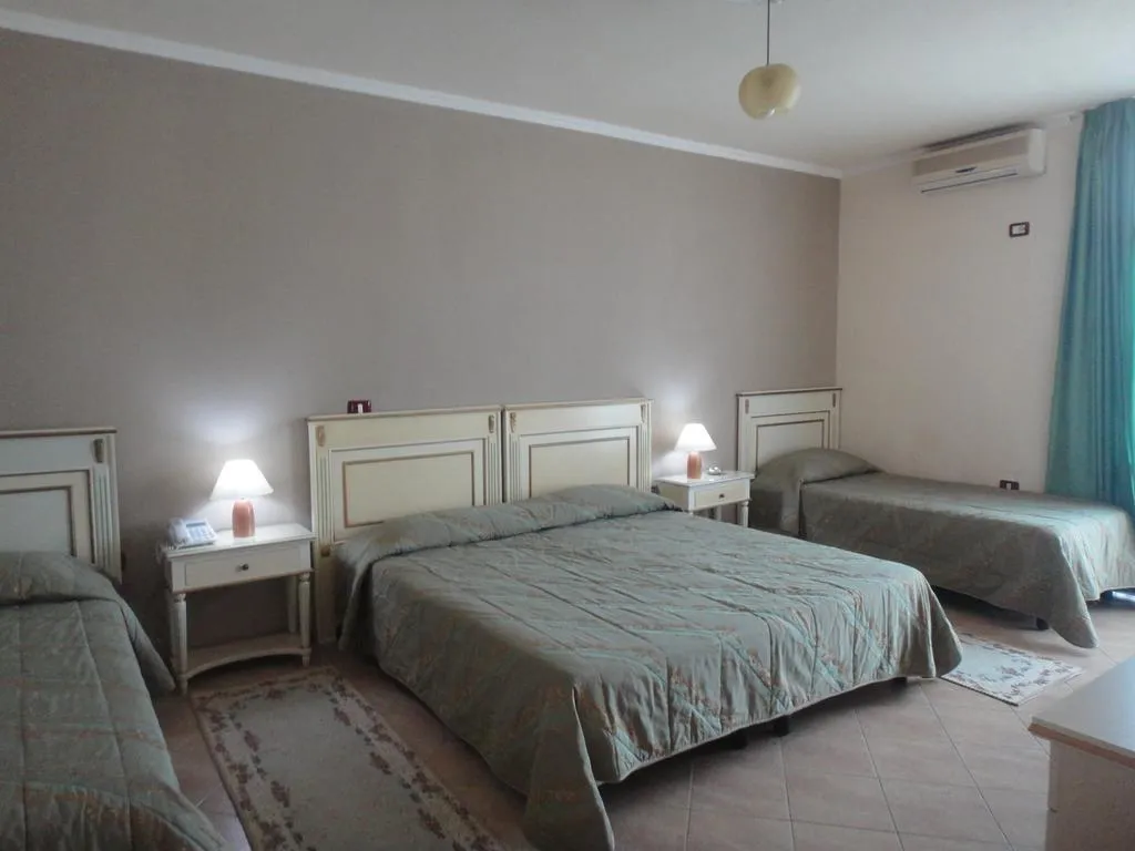 Room, Vila Belvedere, Durres