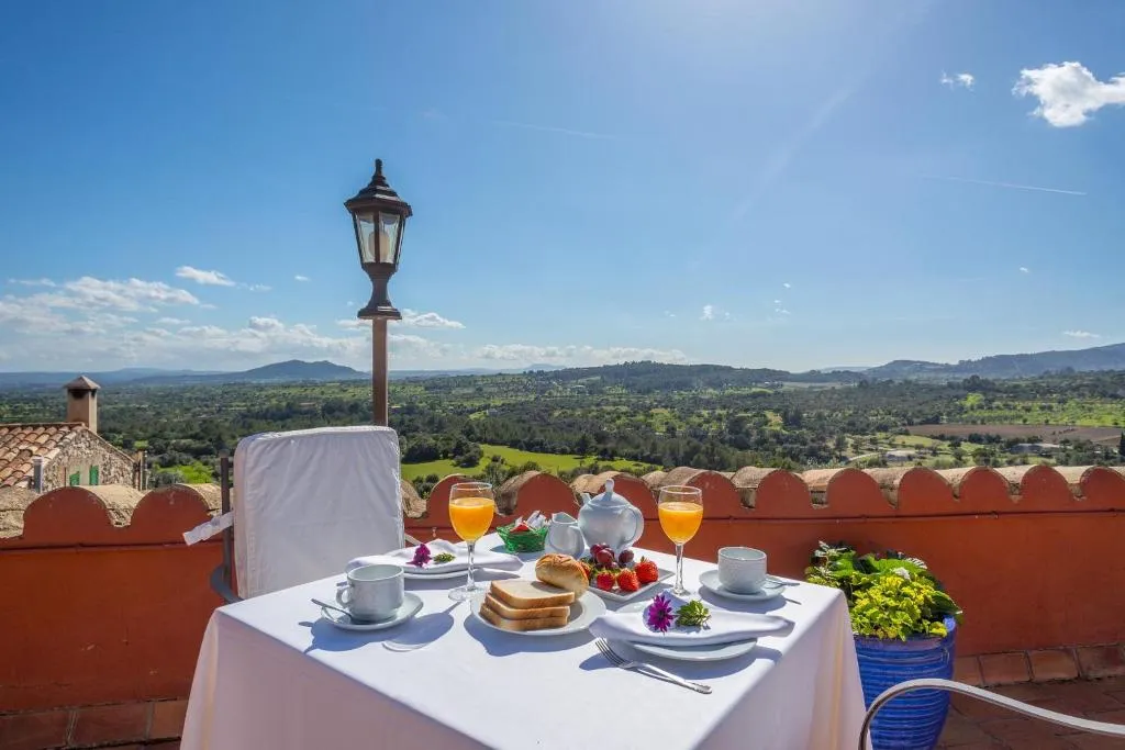 General view, Finca Hotel Es Castell, Majorca