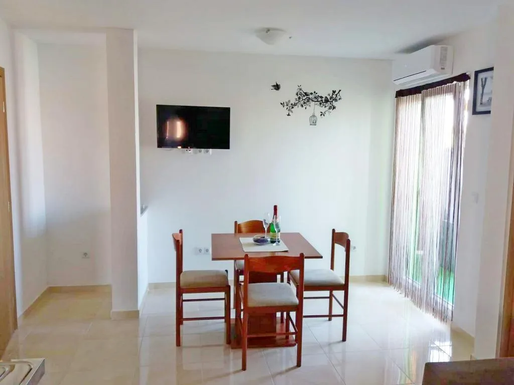 APARTMENT CAPACITY 4 Room, Apartments Kristina, Split
