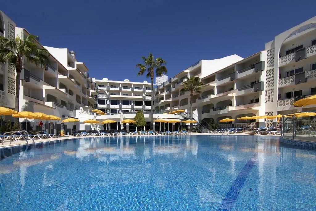 Pool, Luna Miramar Club, Algarve