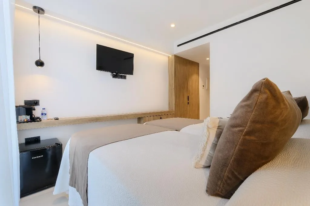 Double or Twin STANDARD Room, Azuline Hotel M, Ibiza