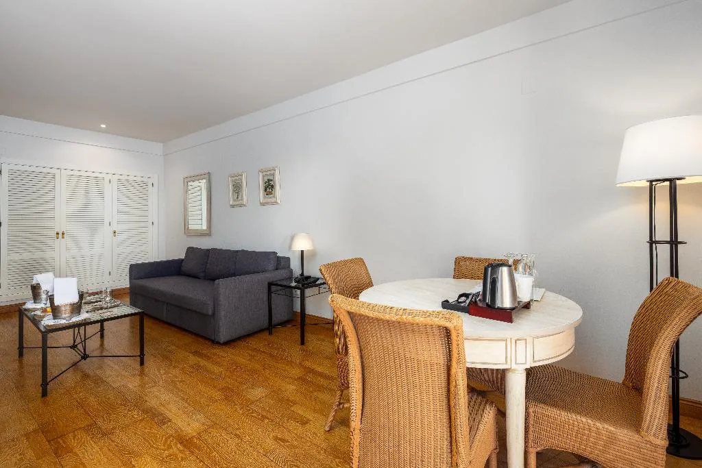 JUNIOR SUITE STANDARD Room, AZZ Guadacorte Campo de Gibraltar, Costa De La Luz