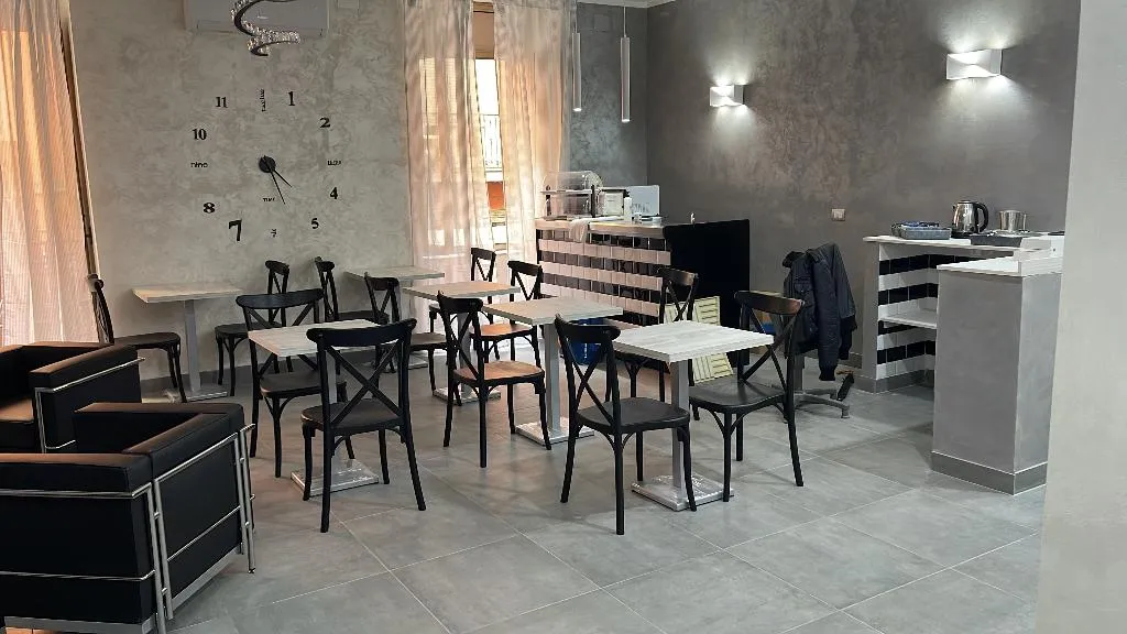 Bar, Poker, Naples