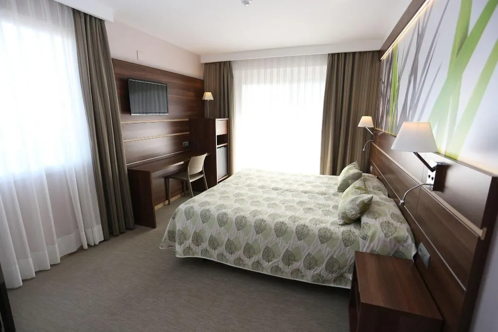 DOUBLE PREMIUM SUPERIOR Room, Volga, Costa Brava