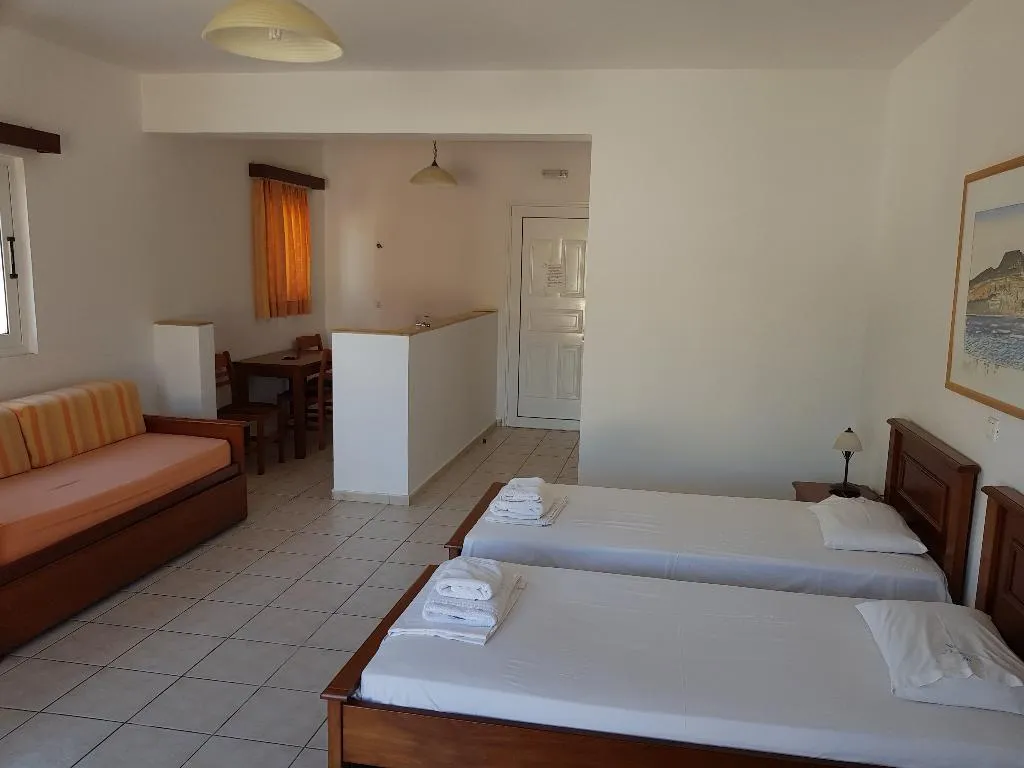 TRIPLE GARDEN VIEW Room, Big Village, Kefallinia