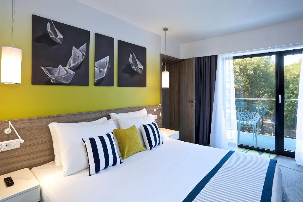 SUITE WITH BALCONY Room, Park Plaza Arena Pula, Istria