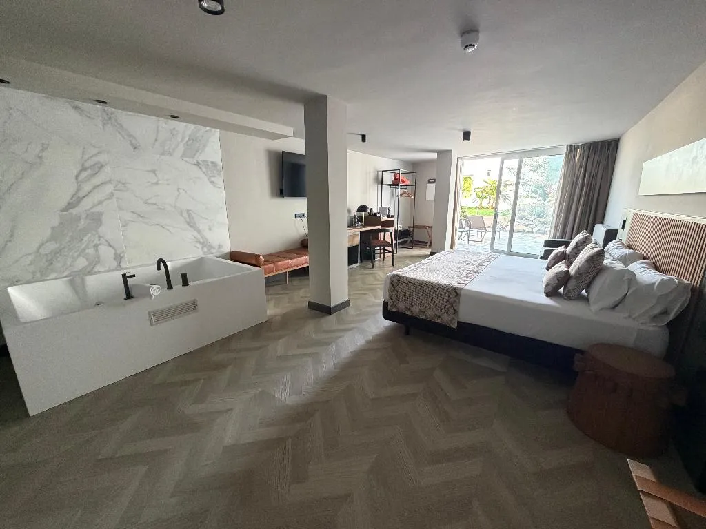 SUITE CLUB Room, Hotel Tui Blue Atlantic Hills, Tenerife