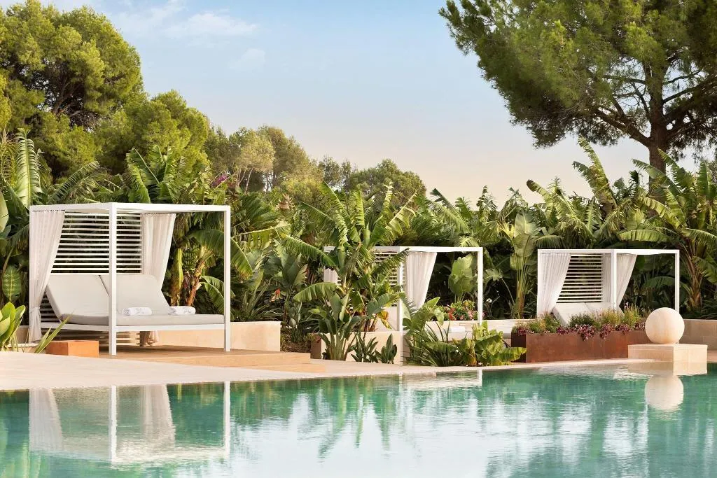 Pool, The St. Regis Mardavall Resort, Majorca