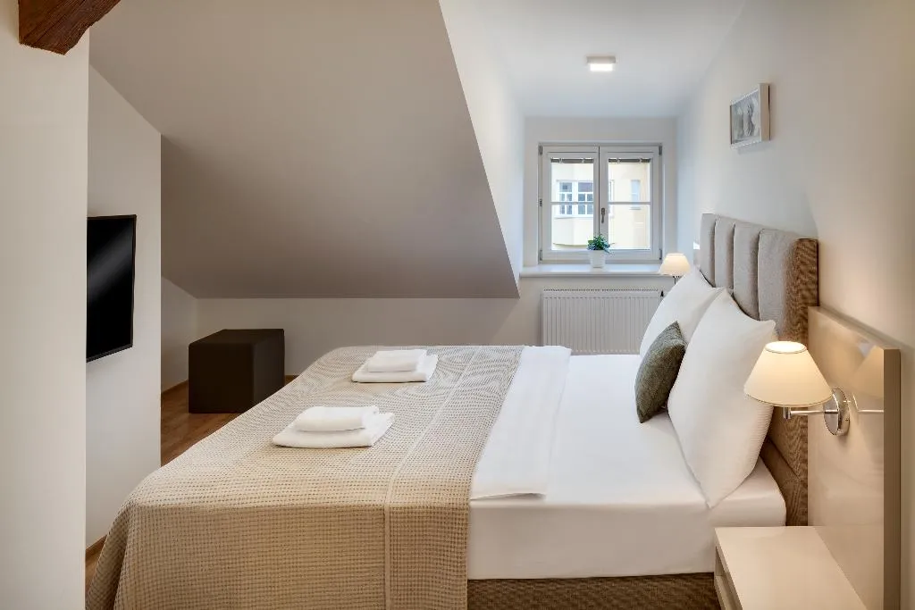 APARTMENT DELUXE Room, Louren Apartments, Prague