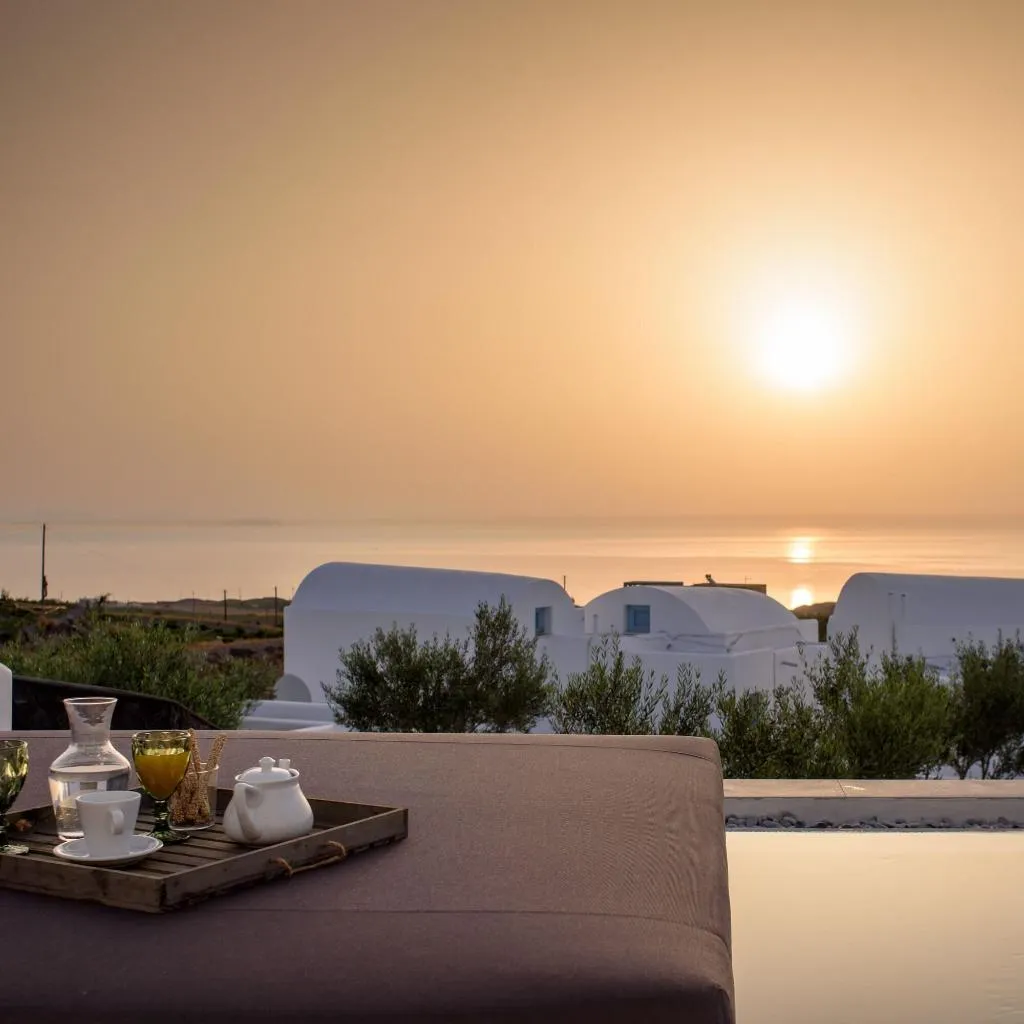 Terrace, Este Luxury Suites, Santorini