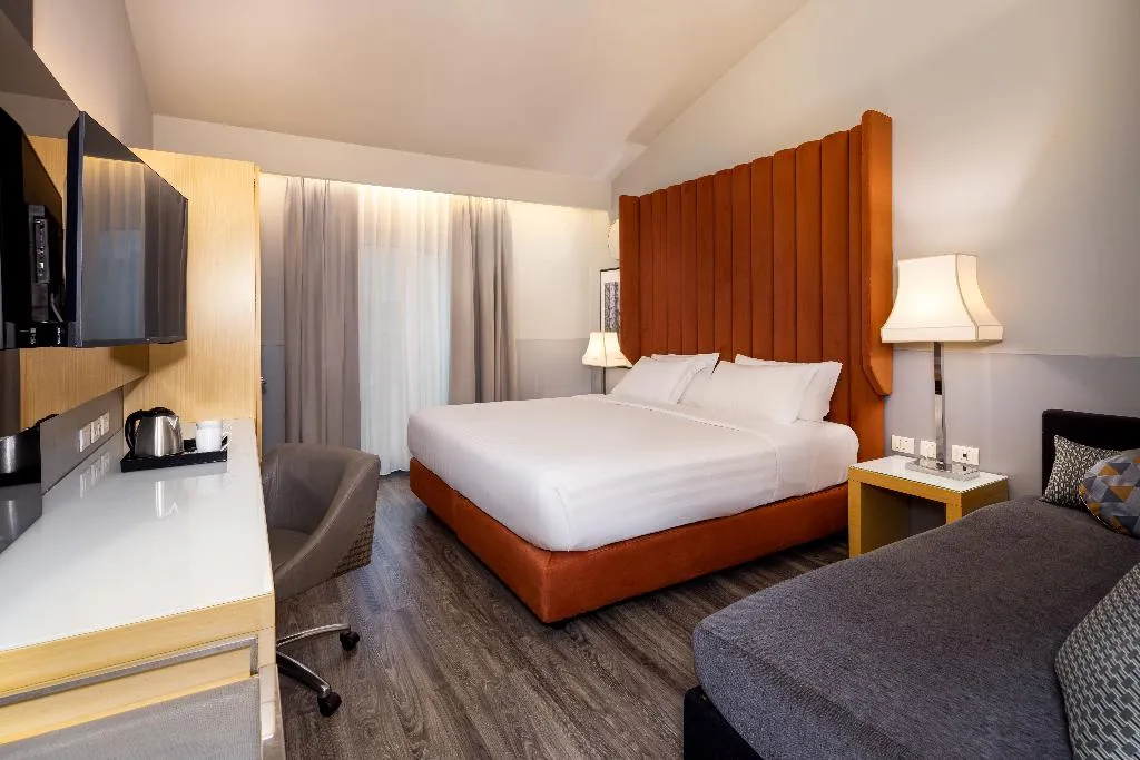 Room, Holiday Inn Milan Garibaldi Station, Milan