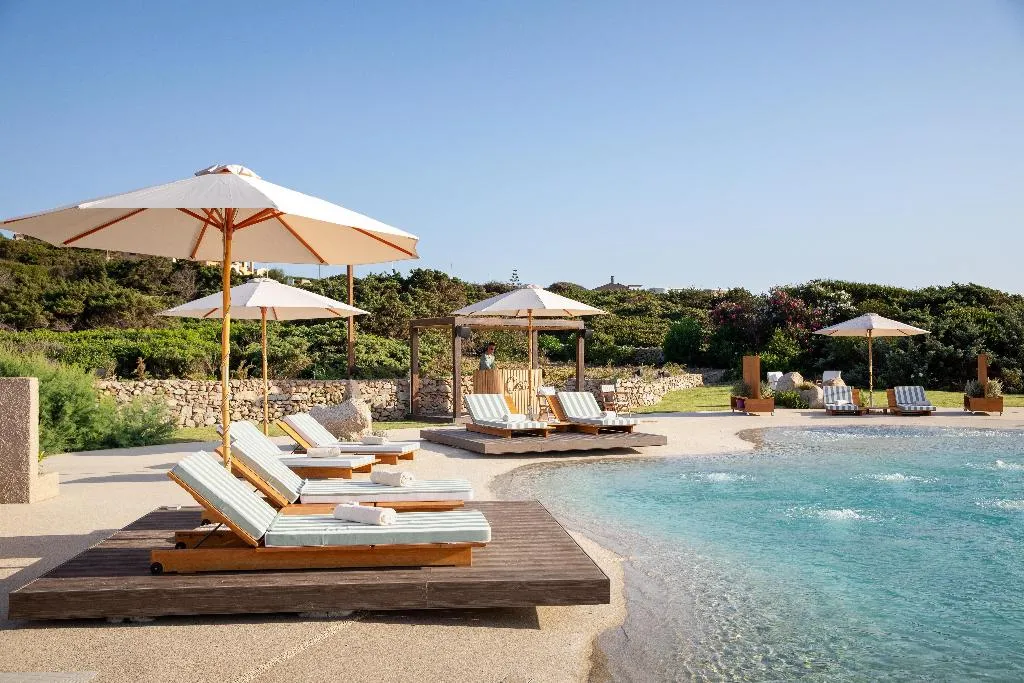 Pool, Mangia's Santa Teresa Sardinia, Curio Collection, Olbia