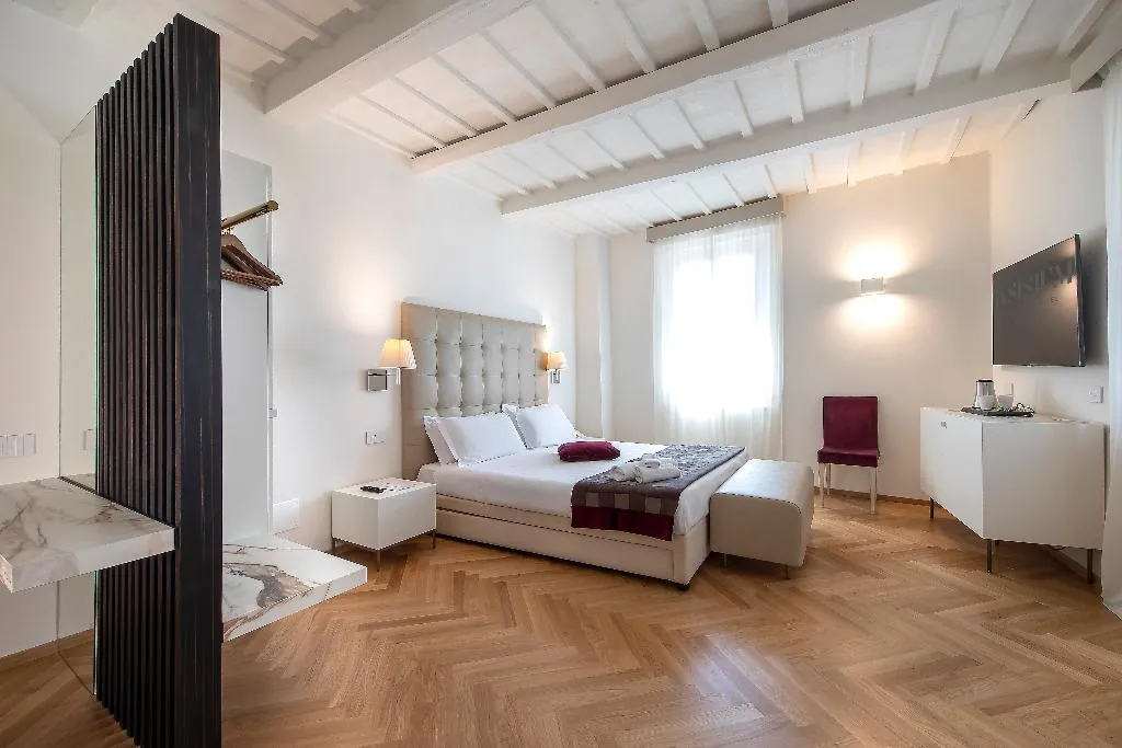 TRIPLE SUPERIOR Room, Alexander, Perugia