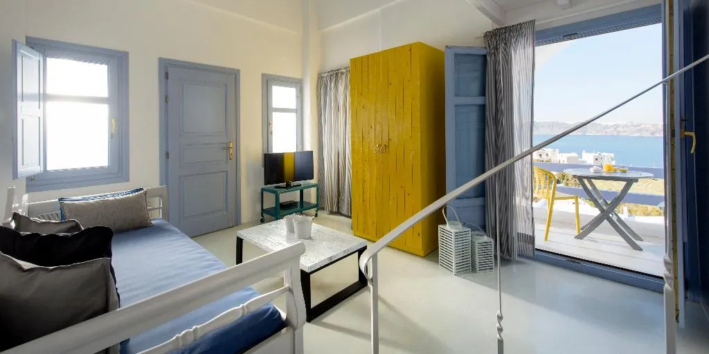 JUNIOR SUITE STANDARD Room, Earino Suites and Villas, Santorini
