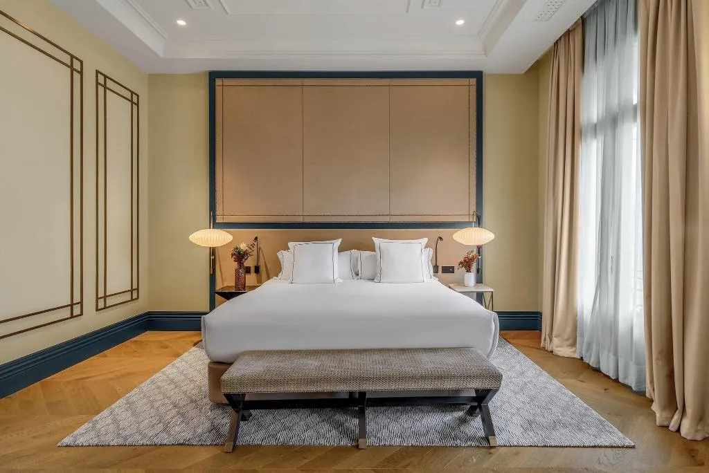 DOUBLE PREMIUM KING BED Room, Hotel Coolrooms Atocha, Madrid