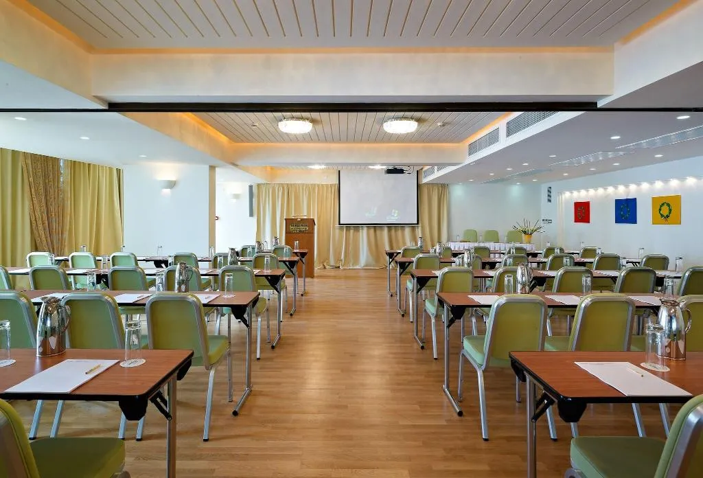 Conferences, Albatros, Crete