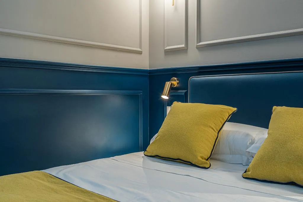 SINGLE STANDARD Room, Mary Hotel, Naples