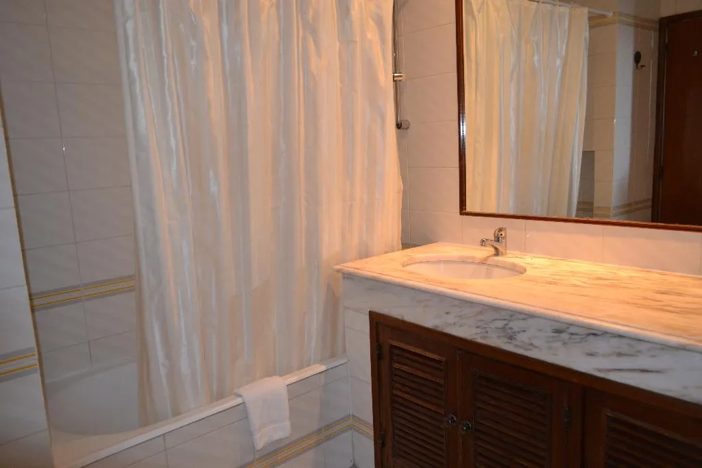 APARTMENT ONE BEDROOM Room, Algamar Apartments by Garvetur, Algarve